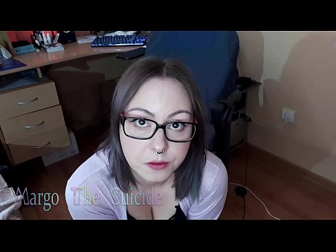 ❤️ სექსუალური გოგონა სათვალეებით ღრმად იწოვს დილდოს კამერაზე ❤️ პორნოვიდეო ka.eviewporn.ru ❌