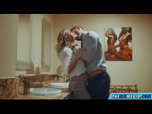 ❤️ როცა მკერდი ქერა აცდუნებს საჯარო საპირფარეშოში ❤️ პორნოვიდეო ka.eviewporn.ru ❌